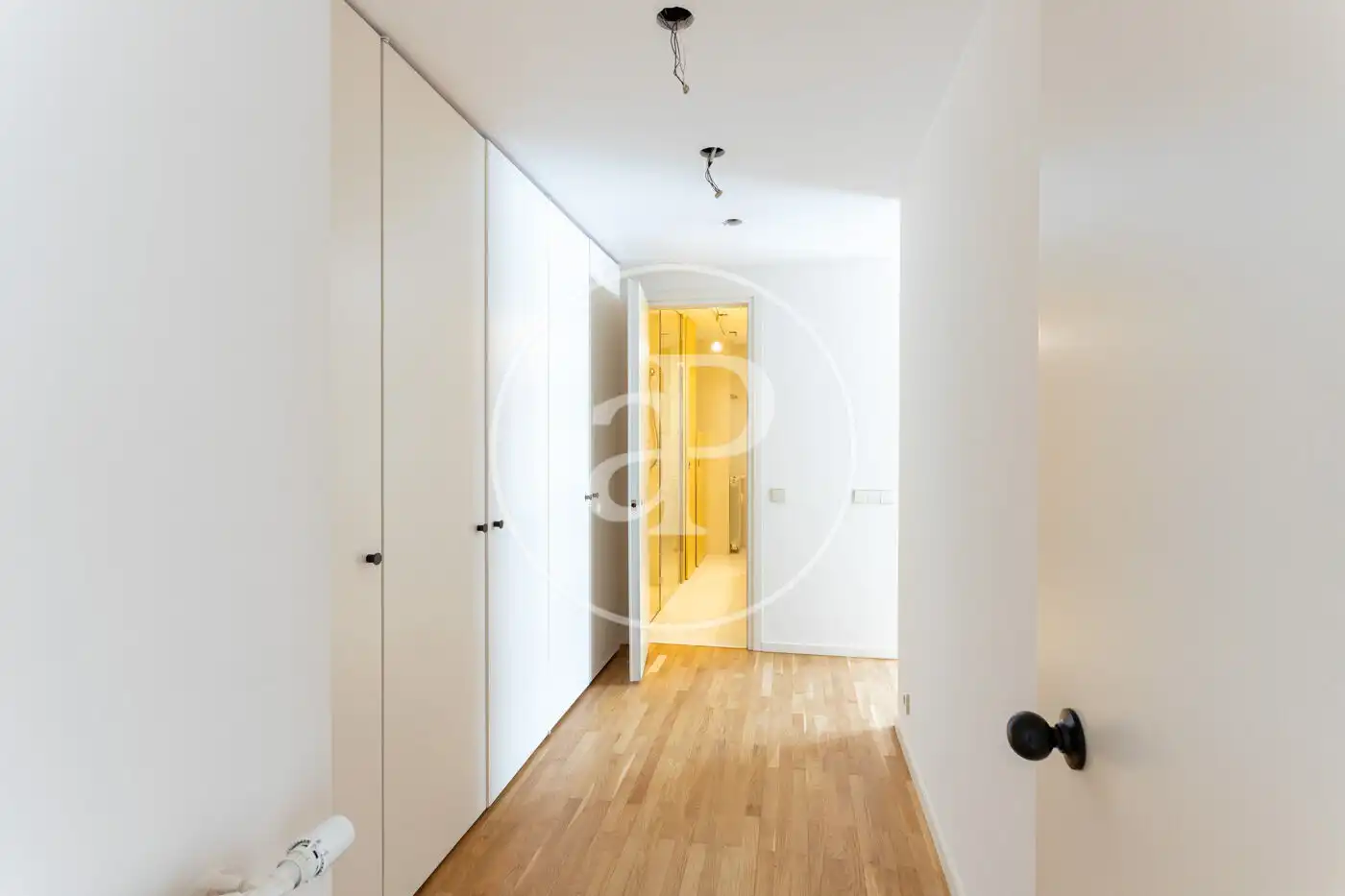 Flat for rent in Barcelona  with Air Conditioner, Heating and Private garden