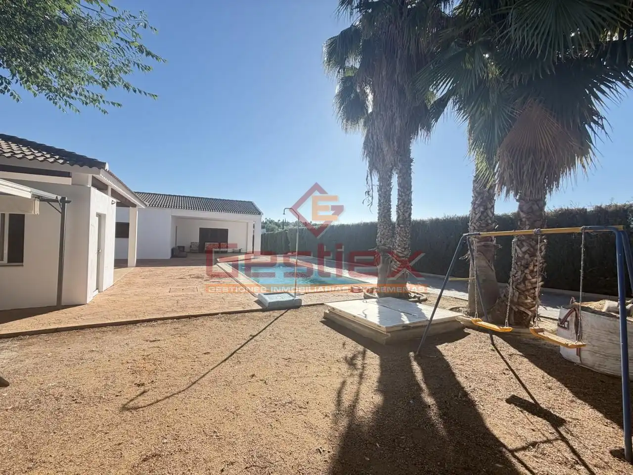 Vista exterior de Casa o chalet en venta en Almendralejo
