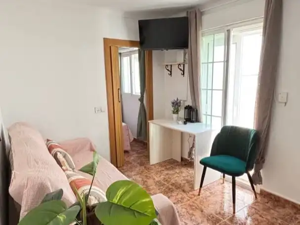 Dormitori de Casa adosada en venda en Algarrobo amb Aire condicionat, Terrassa i Balcó