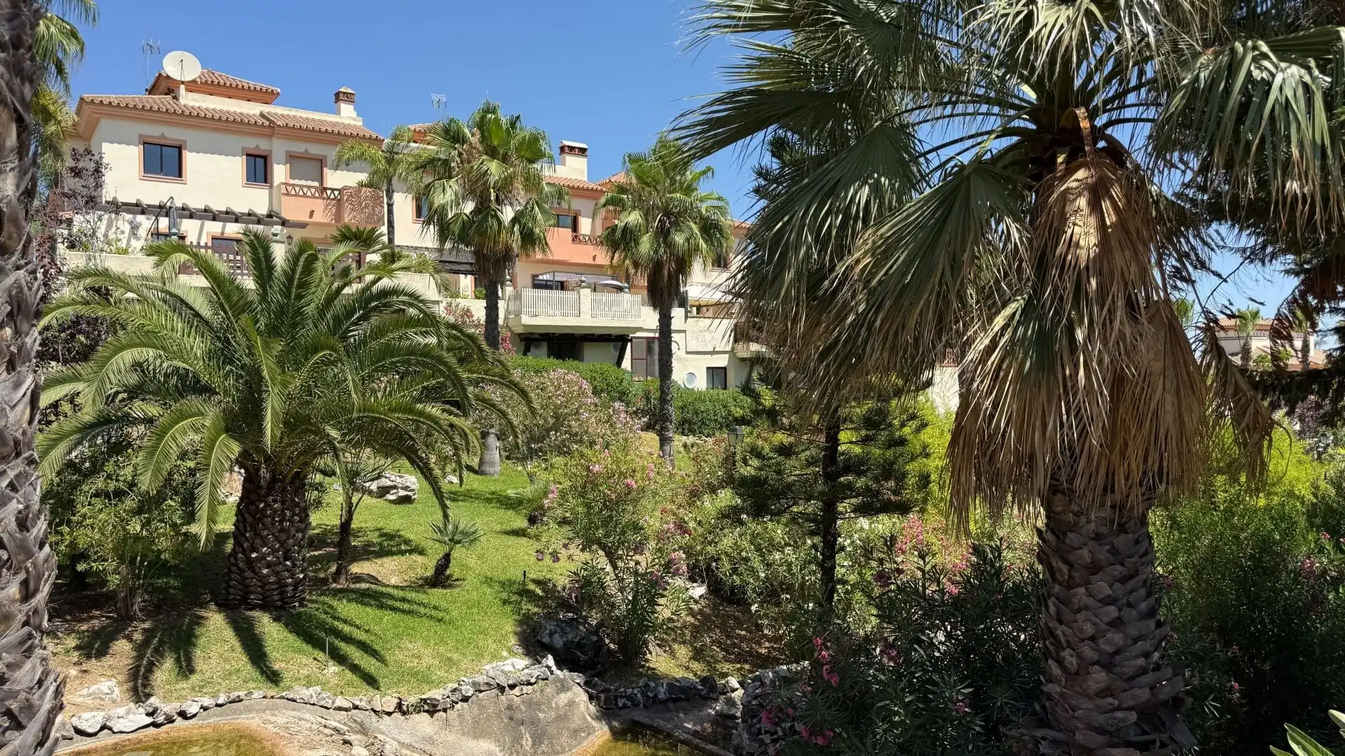 Adossat amb piscina en venda a Coín