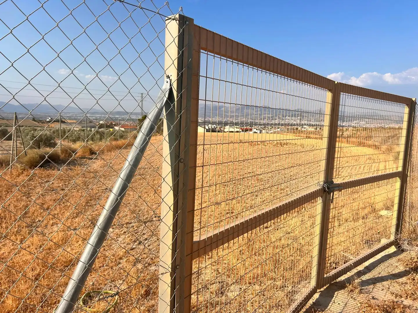 Land for sale in Las Gabias
