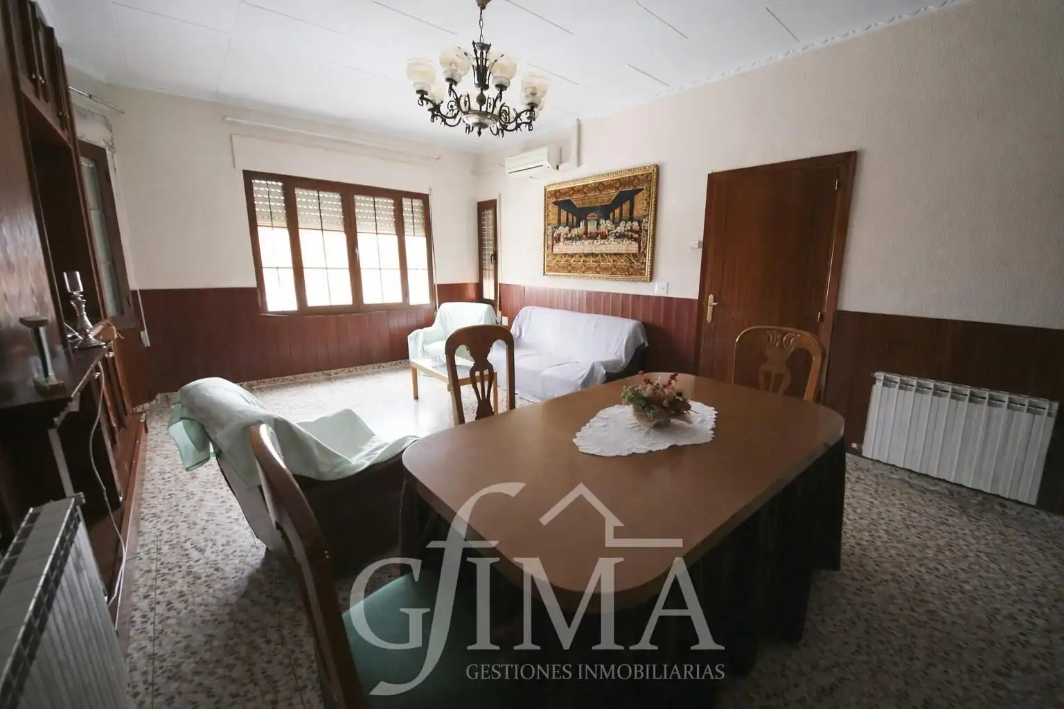 Living room of Houses for sale in Argamasilla de Alba  with Air Conditioner, Heating and Balcony