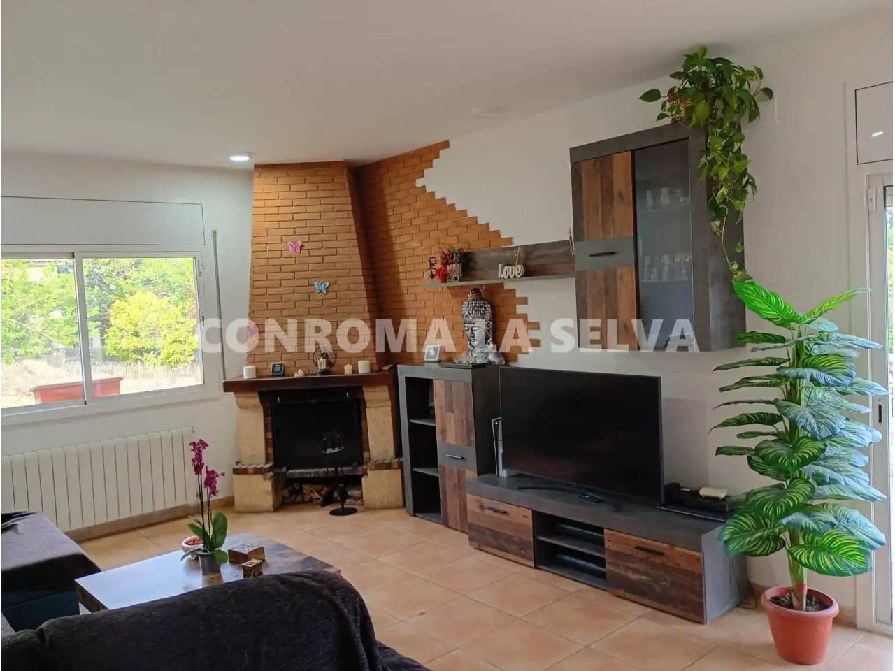 Sala d'estar de Casa o xalet en venda en Tordera amb Calefacció i Jardí privat