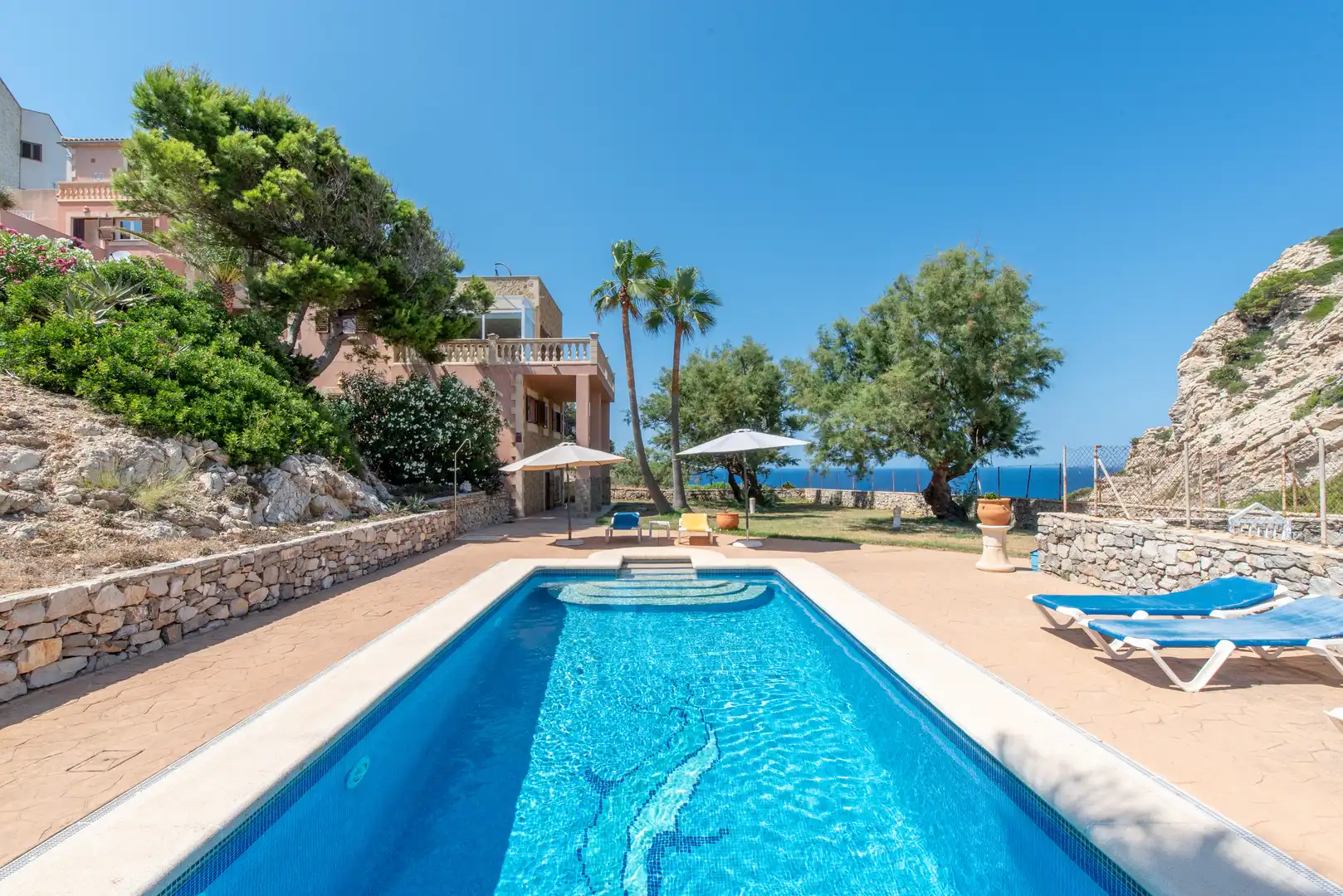 Piscina de Finca rústica en venta en Capdepera con Aire acondicionado, Calefacción y Trastero