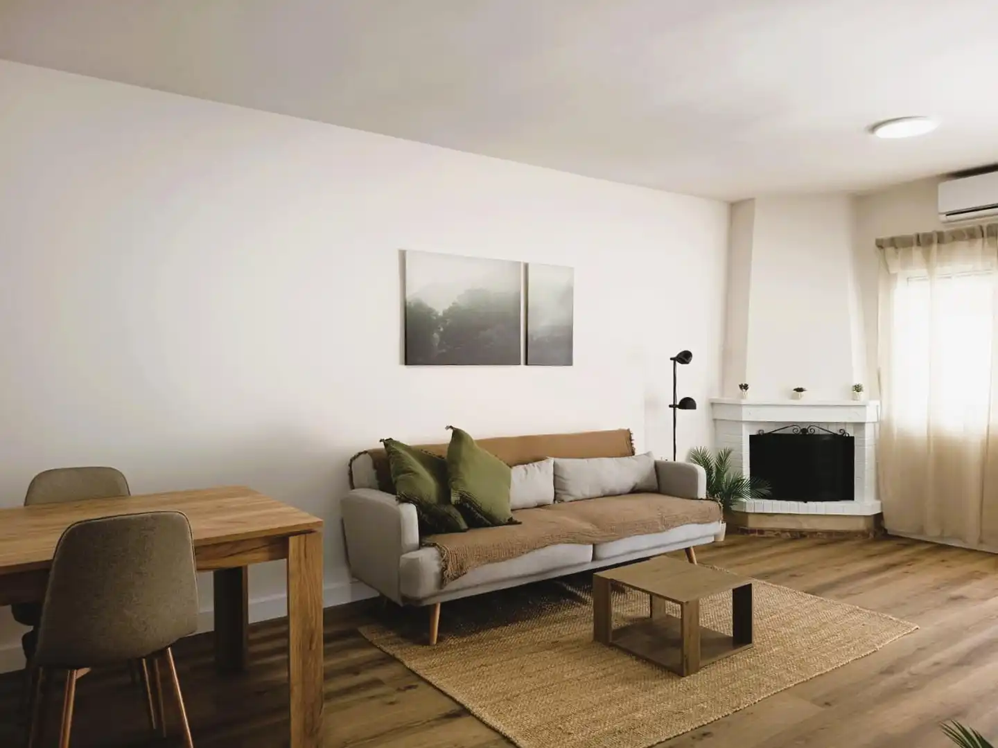 Sala de estar de Casa o chalet en venta en Orihuela con Aire acondicionado, Calefacción y Jardín privado