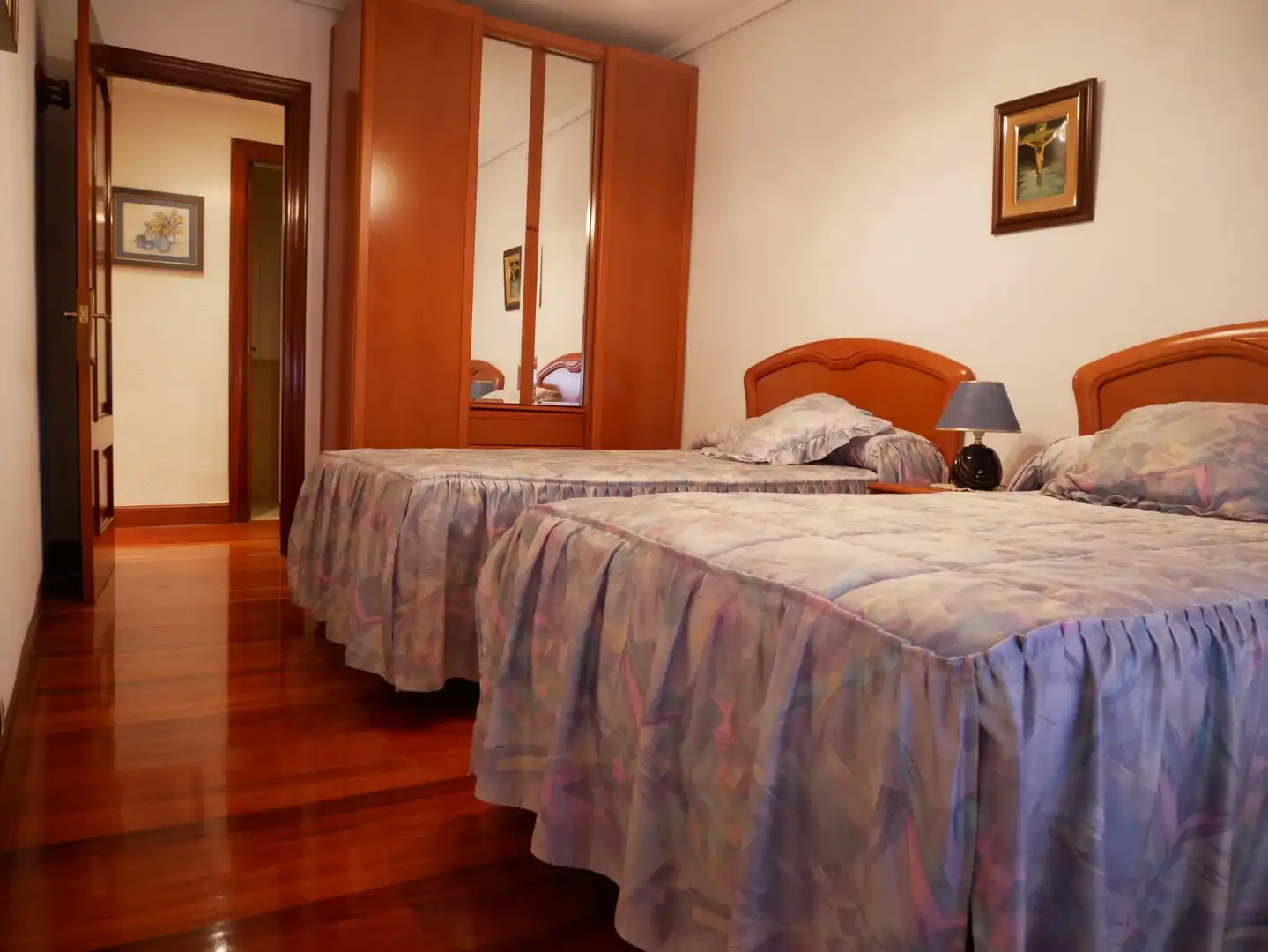 Habitación de Piso en venta en Basauri  con Calefacción y Balcón