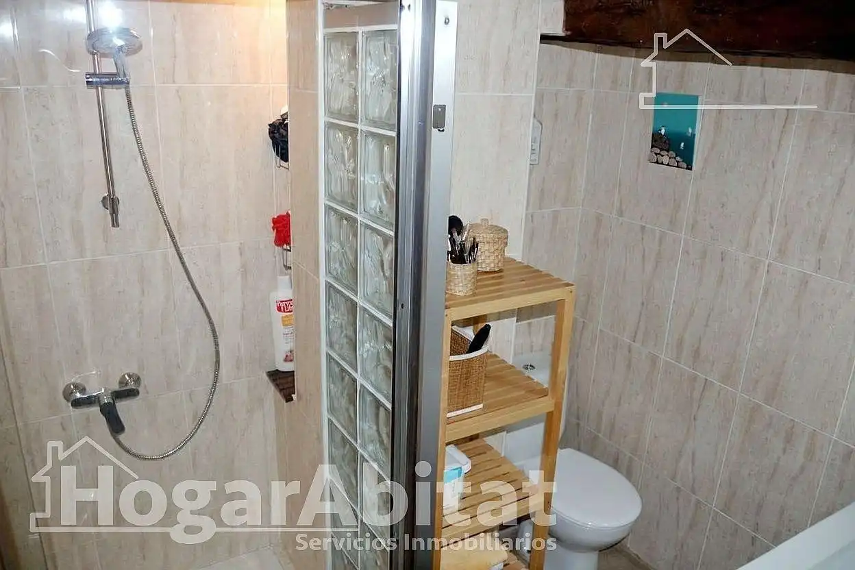 Bathroom of Flat for sale in Ciutat Vella 