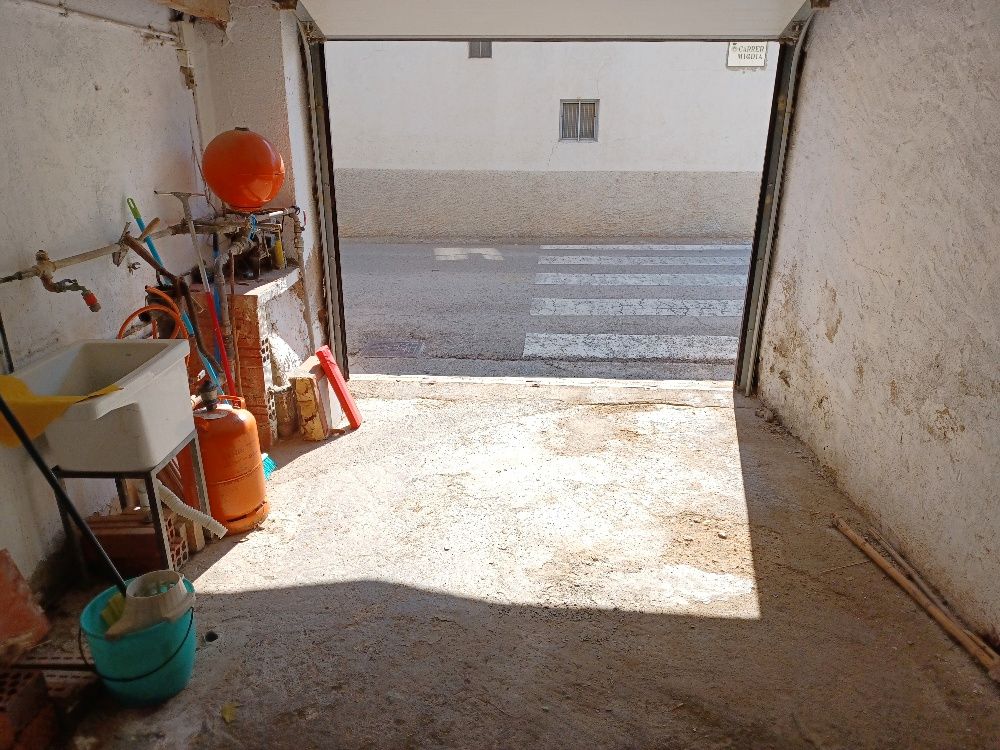 Parking of House or chalet for sale in Vila-sacra  with Air Conditioner, Oven and Washing machine