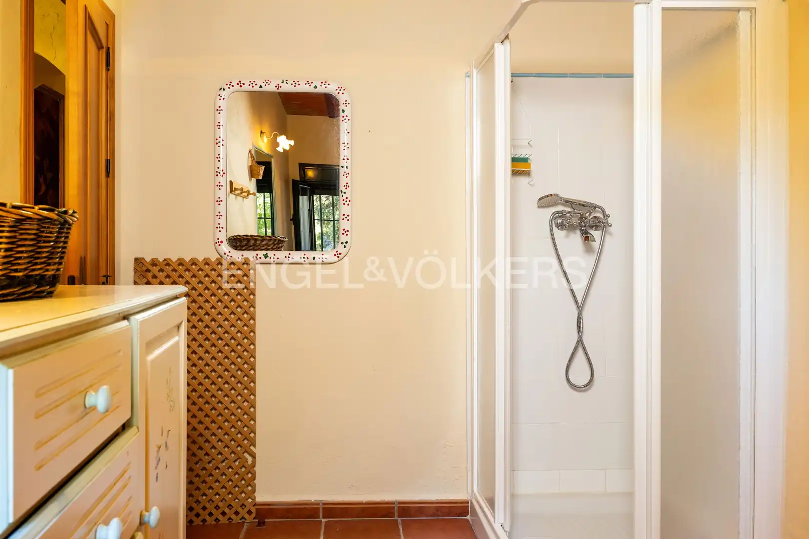 Bathroom of Country homes for sale in Grazalema  with Air Conditioner, Heating and Private garden