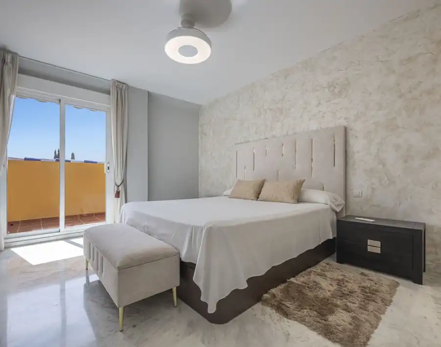 Wohnung mit Terrasse zum Verkauf in Río Real - Los Monteros, imagen 10