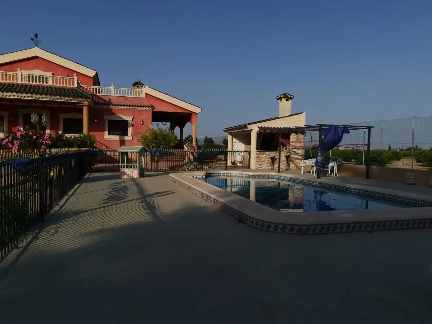 Piscina de Casa o xalet en venda en Orihuela amb Jardí privat i Moblat