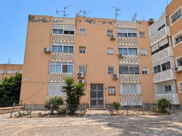 Piso en venta en Calle AMOR DE DIOS