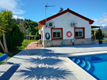 Casa rústica amb piscina en venda a Camino DISEMINADOS