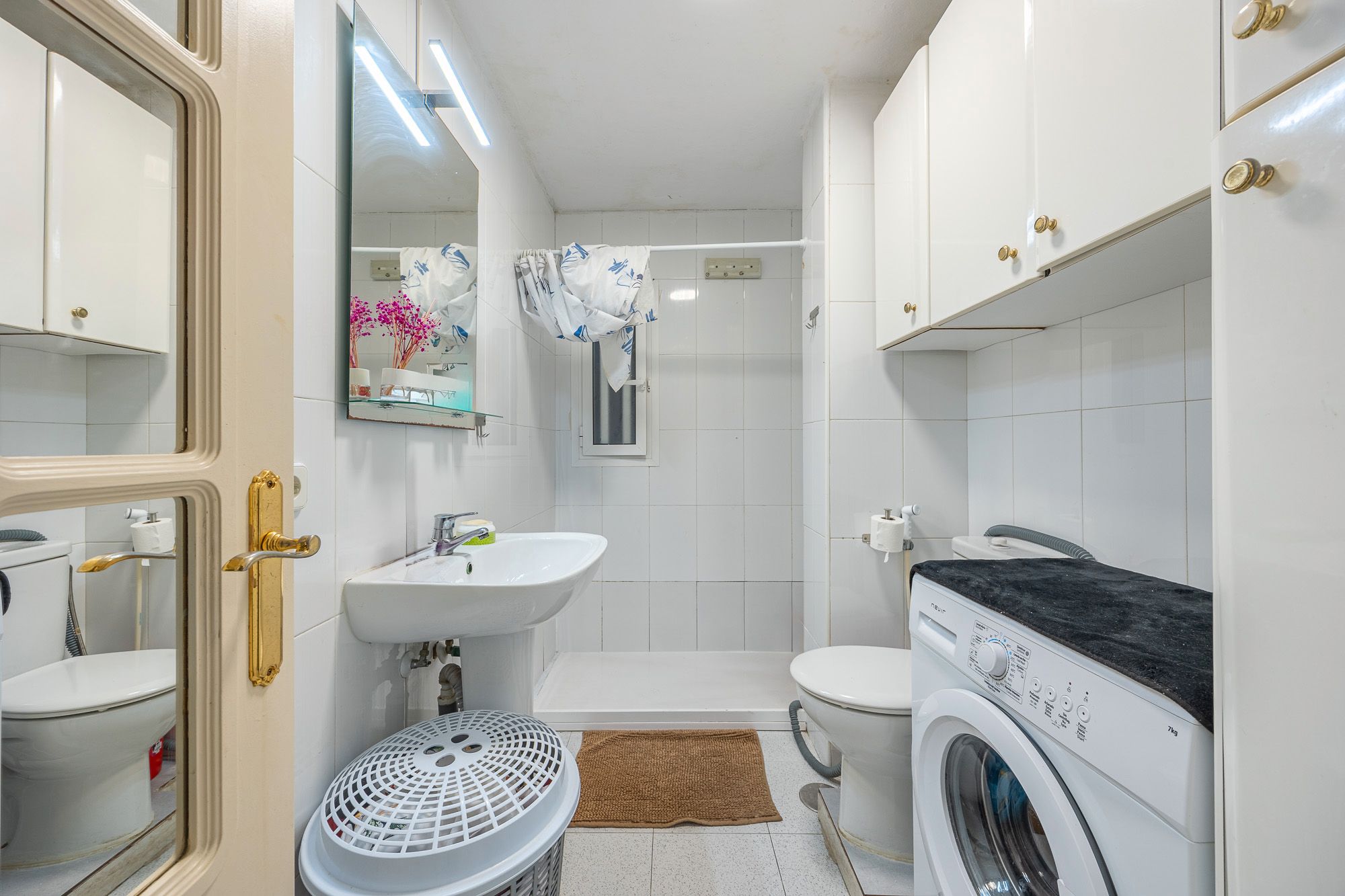 Bany de Pis en venda en Benidorm amb Moblat