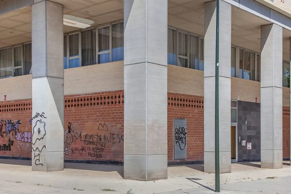 Vista exterior de Local en venta en Zaragoza