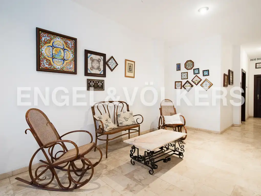 Sala d'estar de Casa o xalet en venda en Castellón de la Plana / Castelló de la Plana amb Calefacció i Traster