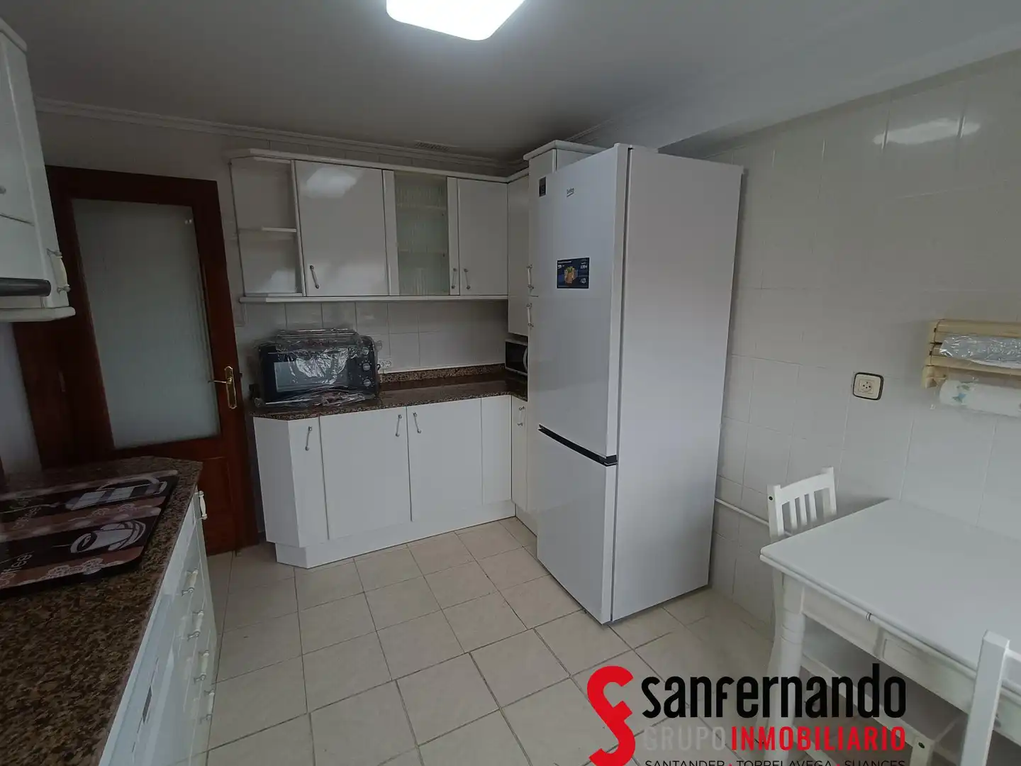Kitchen of Flat for rent in Santander  with Heating, Parquet flooring and Furnished