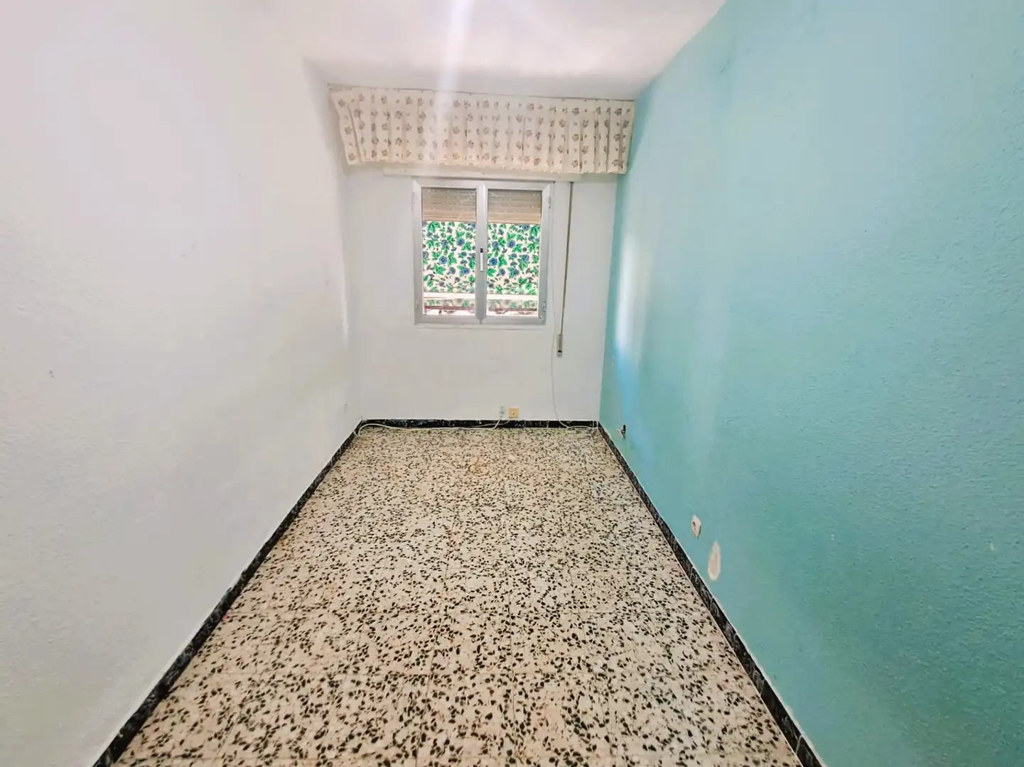 Habitación de Piso en venta en Madrid con Calefacción, Terraza y Alarma