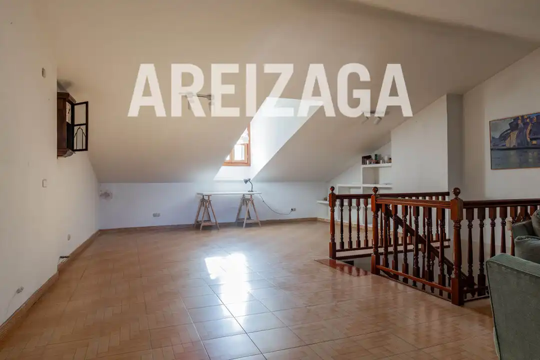 Casa o xalet en venda en Donostia - San Sebastián  amb Calefacció, Jardí privat i Terrassa