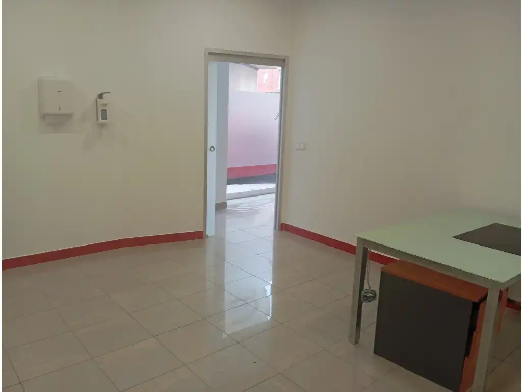 Local comercial en alquiler en Pueblo, imagen 4