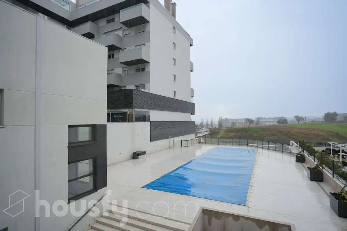 Schwimmbecken von Dachboden zum Verkauf in Rivas-Vaciamadrid mit Klimaanlage, Heizung und Parkett