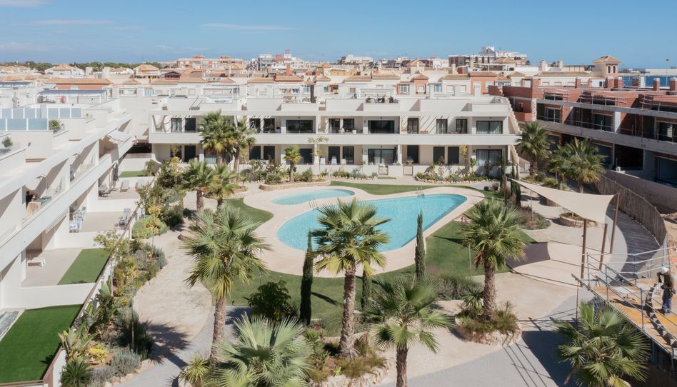 Foto 0 de Bungalow Moderno a 350 m del Mar en Torrevieja