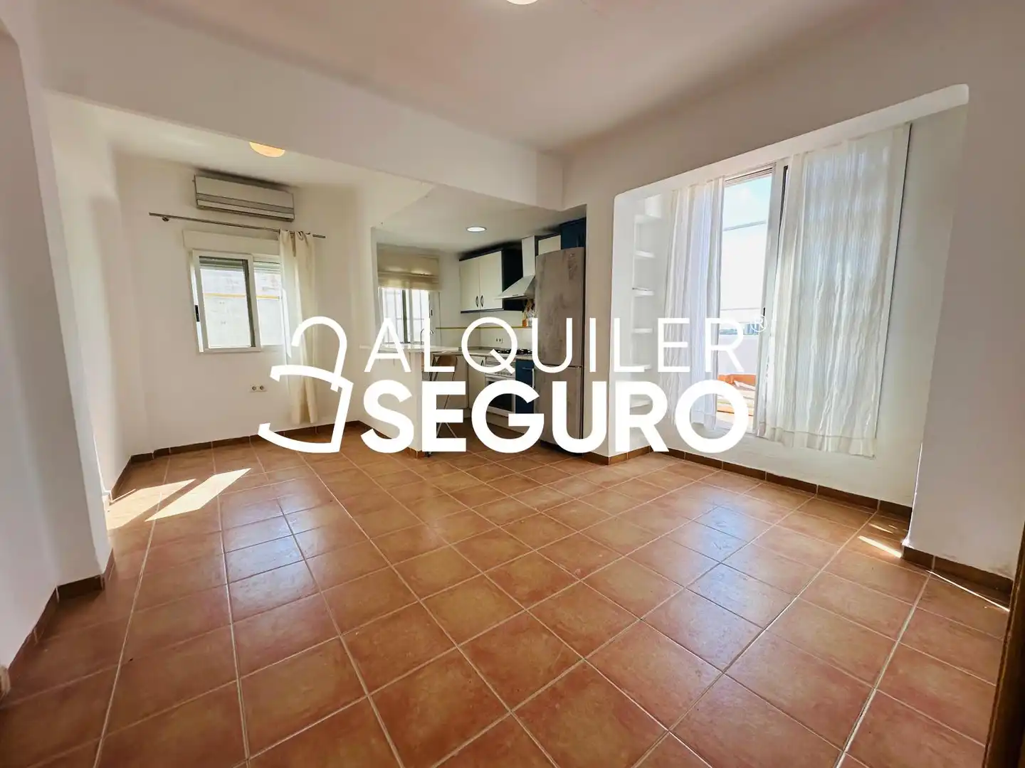 Exterior view of Flat for rent in Valencia  with Air Conditioner