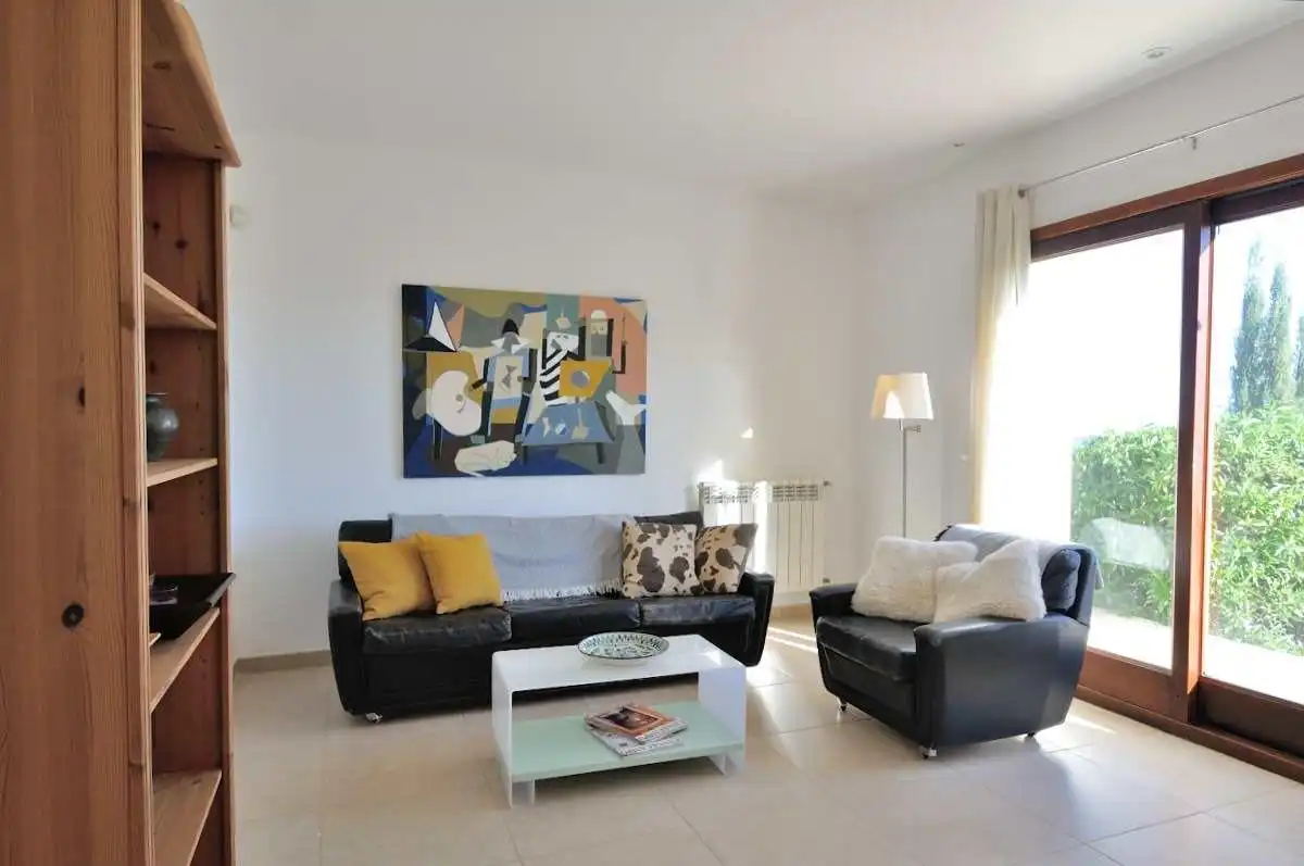 Sala d'estar de Casa o xalet en venda en Cervera del Maestre amb Aire condicionat, Calefacció i Jardí privat
