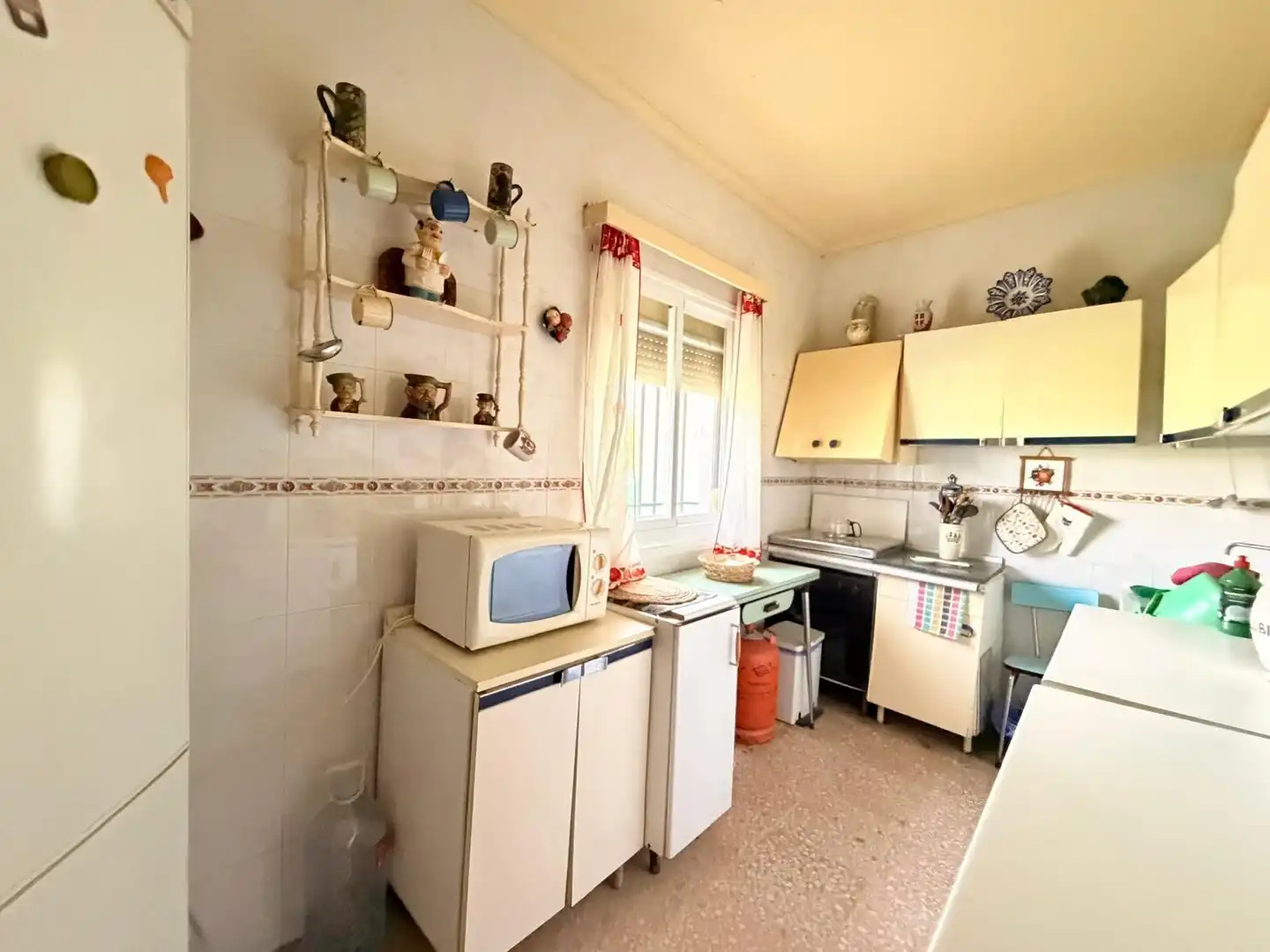 Cocina de Casa o chalet en venta en Valverde de Mérida con Jardín privado, Terraza y Trastero