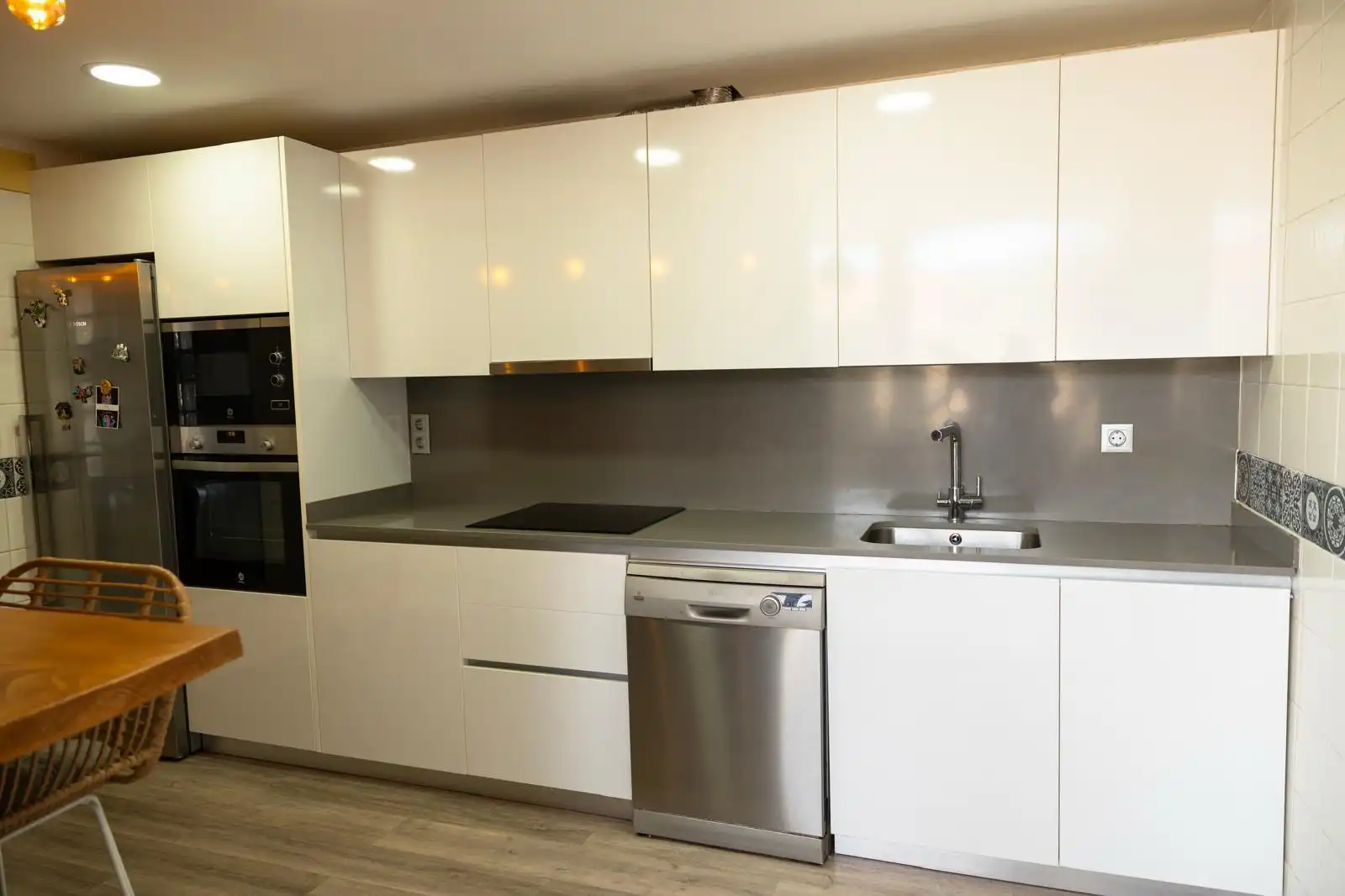 Cocina de Casa o chalet en venta en La Pobla de Vallbona con Aire acondicionado, Calefacción y Terraza