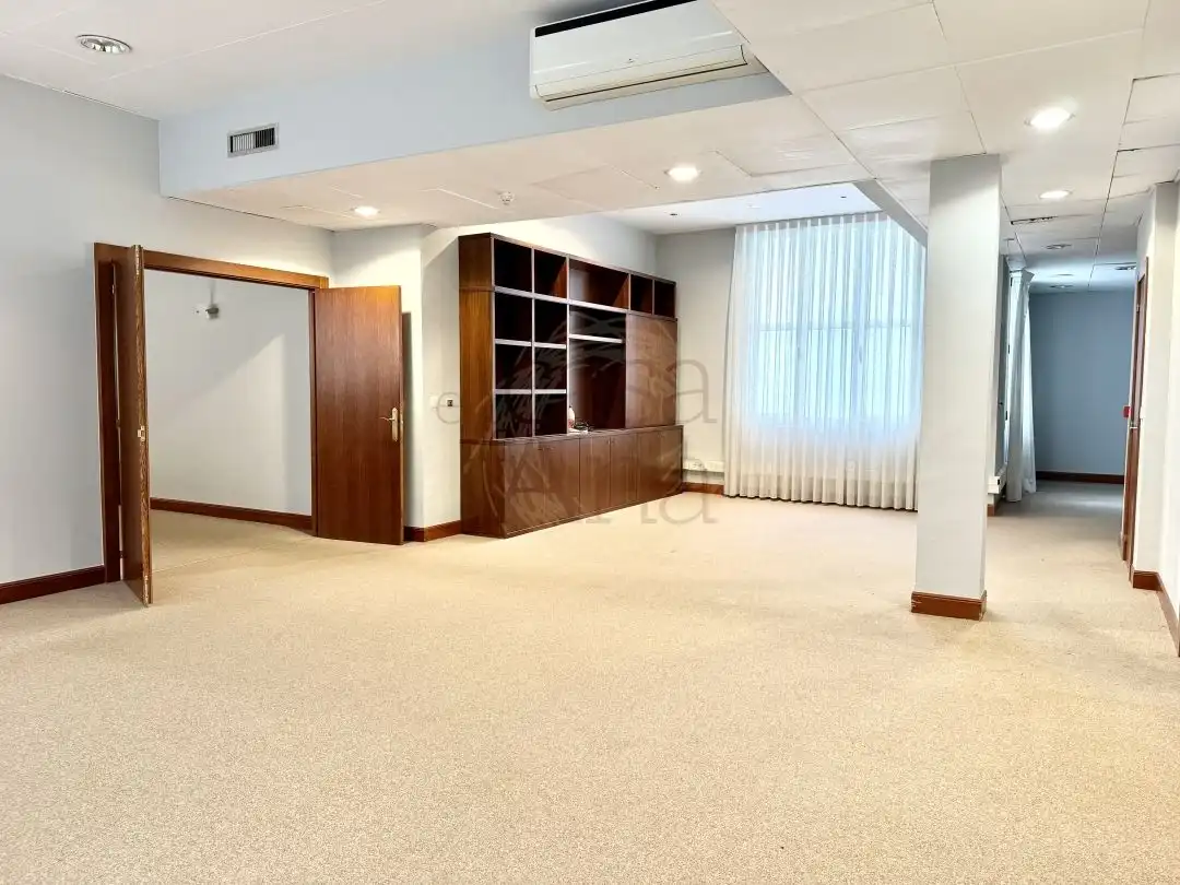 Office for rent in Bilbao   with Air Conditioner and Heating