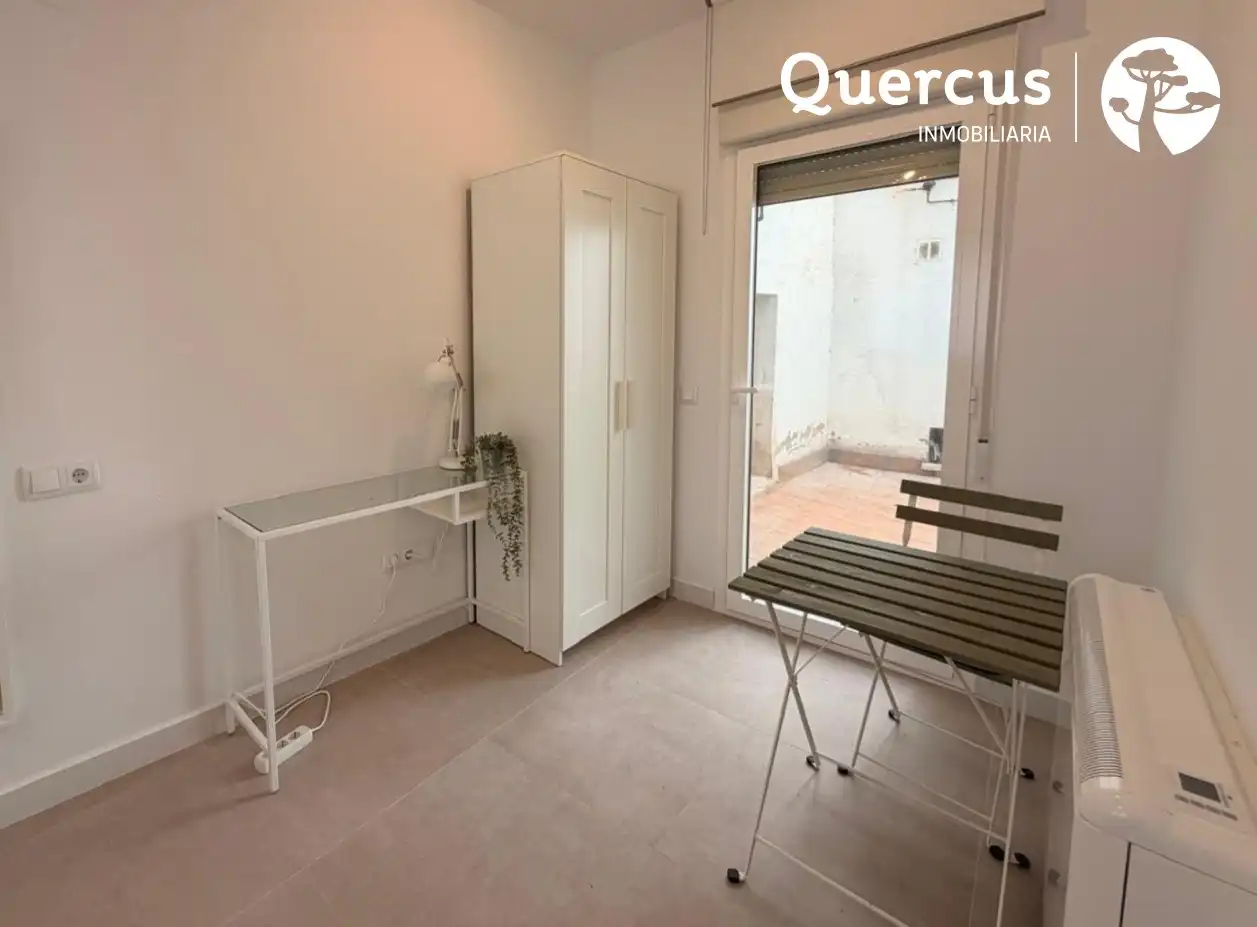 Bedroom of Flat for sale in Segovia  with Heating and Furnished