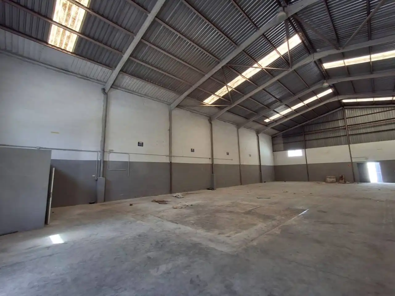 Nave industrial de alquiler en Sollana