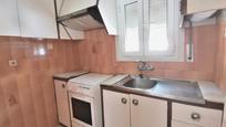 Cuina de Casa o xalet en venda en Cerdanyola del Vallès amb Calefacció