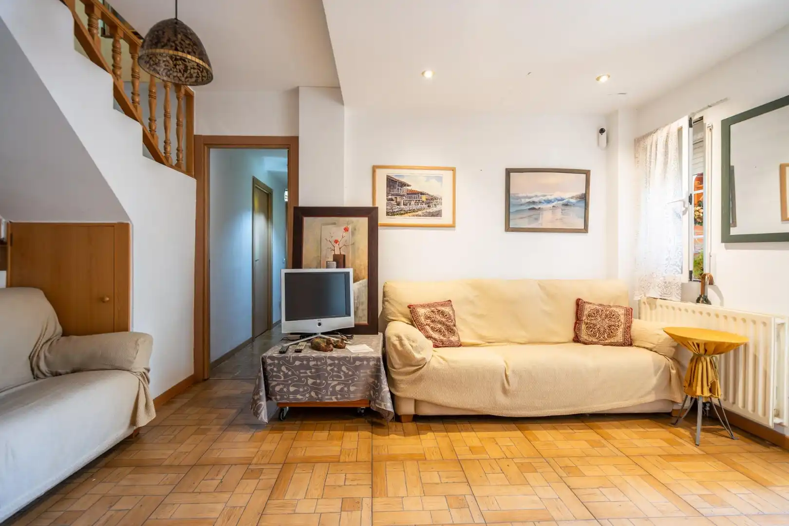 Sala de estar de Casa o chalet en venta en Rivas-Vaciamadrid con Aire acondicionado, Calefacción y Jardín privado