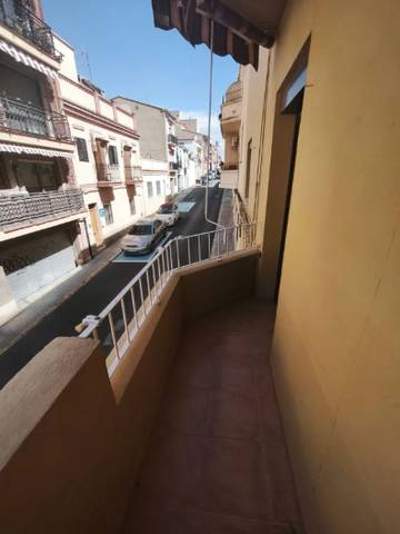 Piso en Alquiler en Ayuntamiento - El Salvador