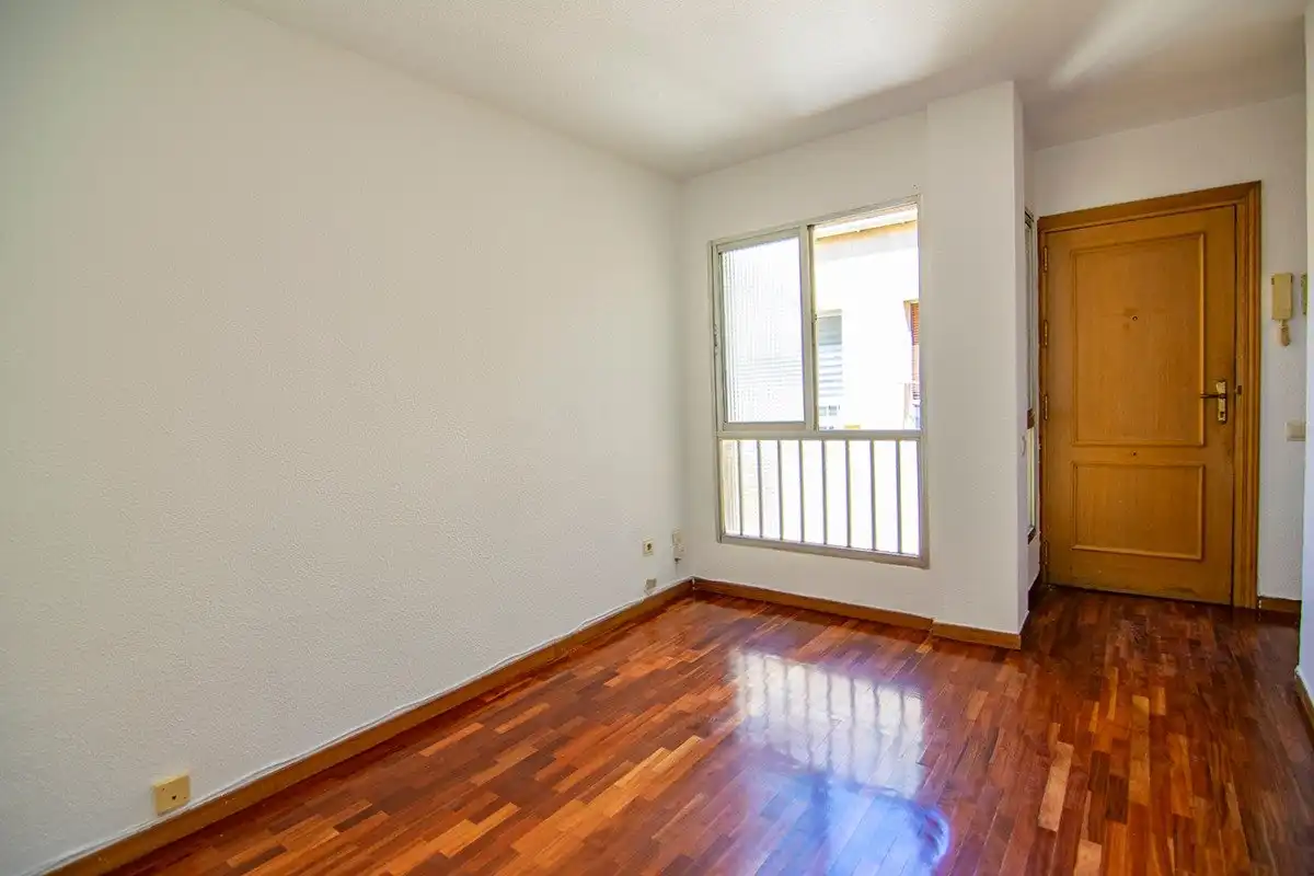 Bedroom of Flat for rent in Madrid  with Parquet flooring