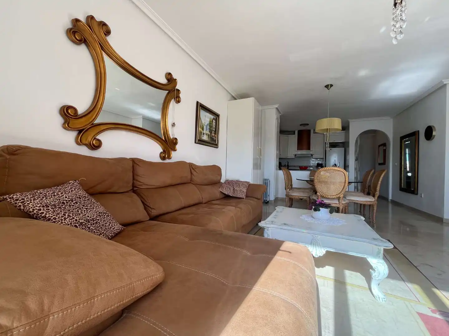Wohnzimmer von Wohnungen zum Verkauf in Orihuela mit Klimaanlage, Terrasse und Schwimmbad