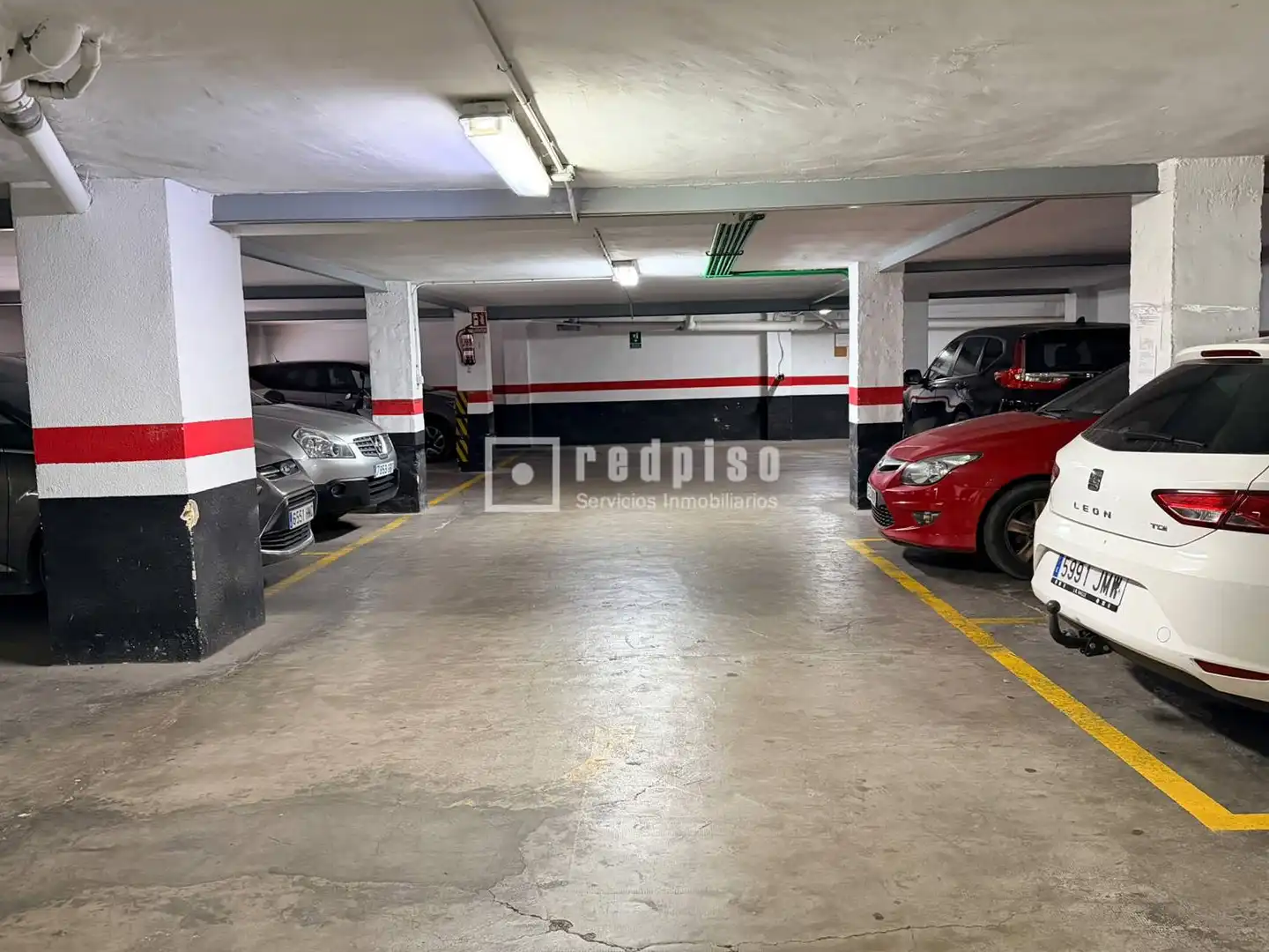 Aparcament de Garatge en venda en Camins al Grau