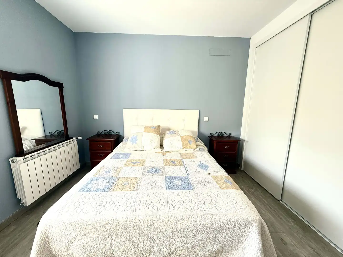 Habitación de Casa o chalet en venta en Villanueva de la Torre con Aire acondicionado, Calefacción y Terraza