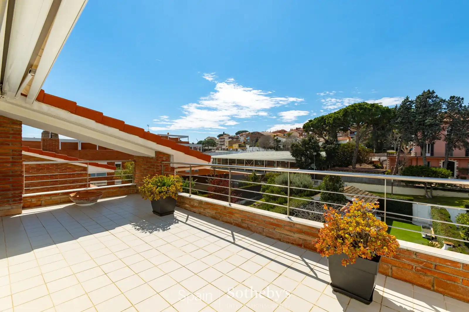 Terraza de Casa o chalet en venta en Alella con Aire acondicionado, Calefacción y Jardín privado
