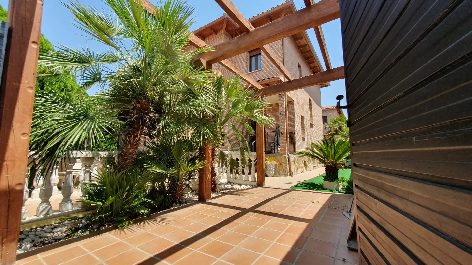 Terrassa de Casa adosada en venda en Olías del Rey amb Aire condicionat, Calefacció i Jardí privat