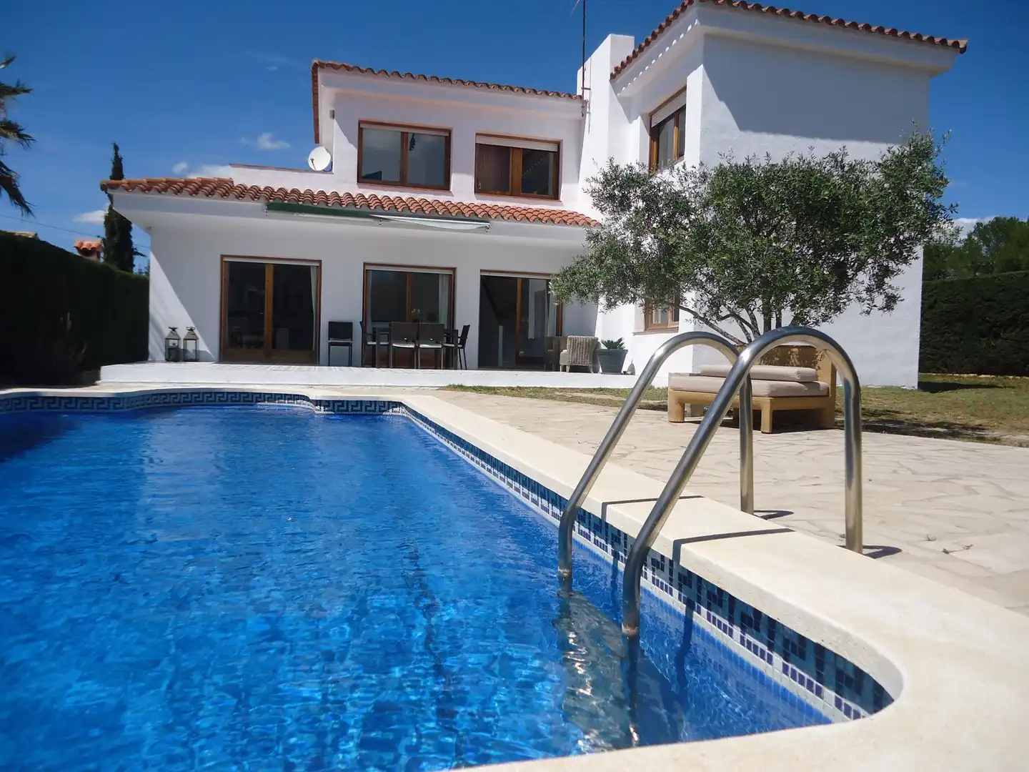 Piscina de Casa o xalet en venda en L'Ametlla de Mar  amb Jardí privat, Terrassa i Traster