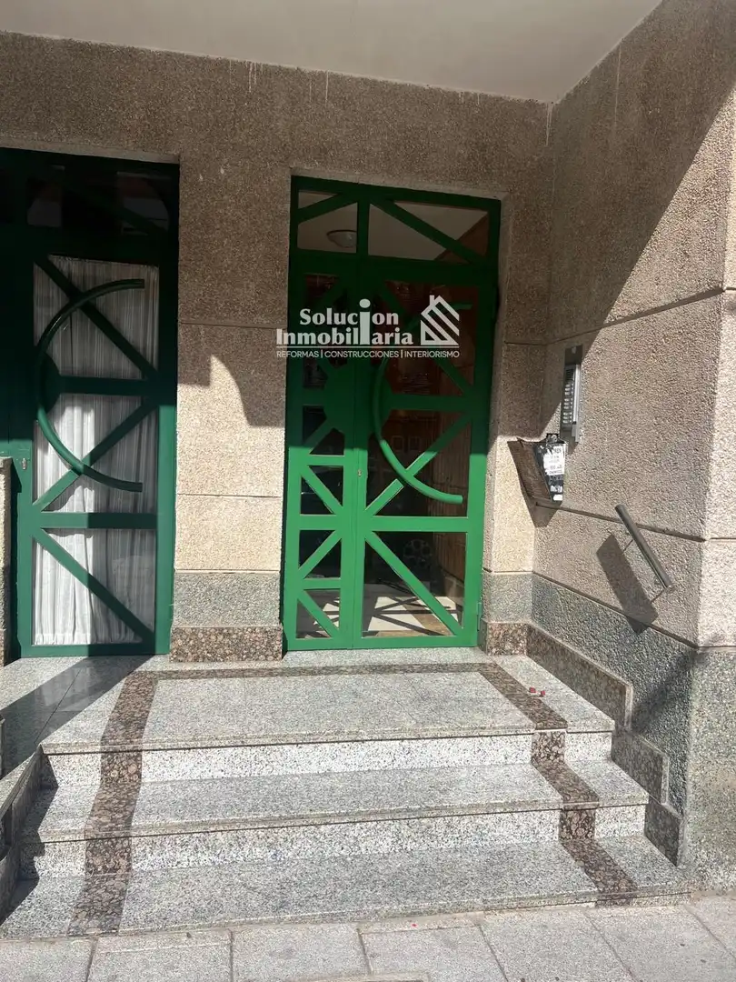 Exterior view of Flat for sale in Salamanca  with Heating, Terrace and Furnished