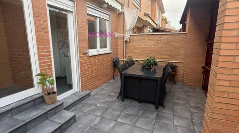 Foto 5 de Casa adosada en venta en Ensanche, Alcalá de Henares