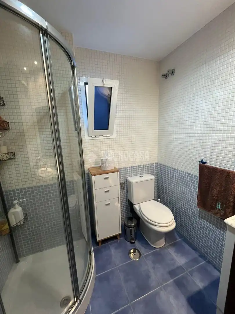 Flat for sale in C. Regimiento de Soria, Cruz Roja