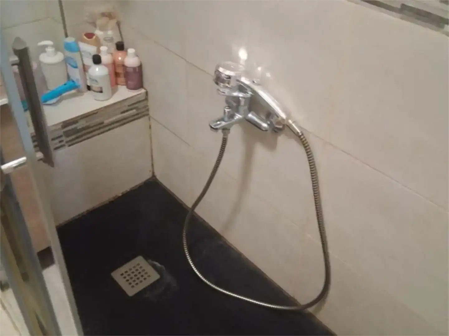 Bany de Casa o xalet en venda en Algueña amb Aire condicionat i Balcó