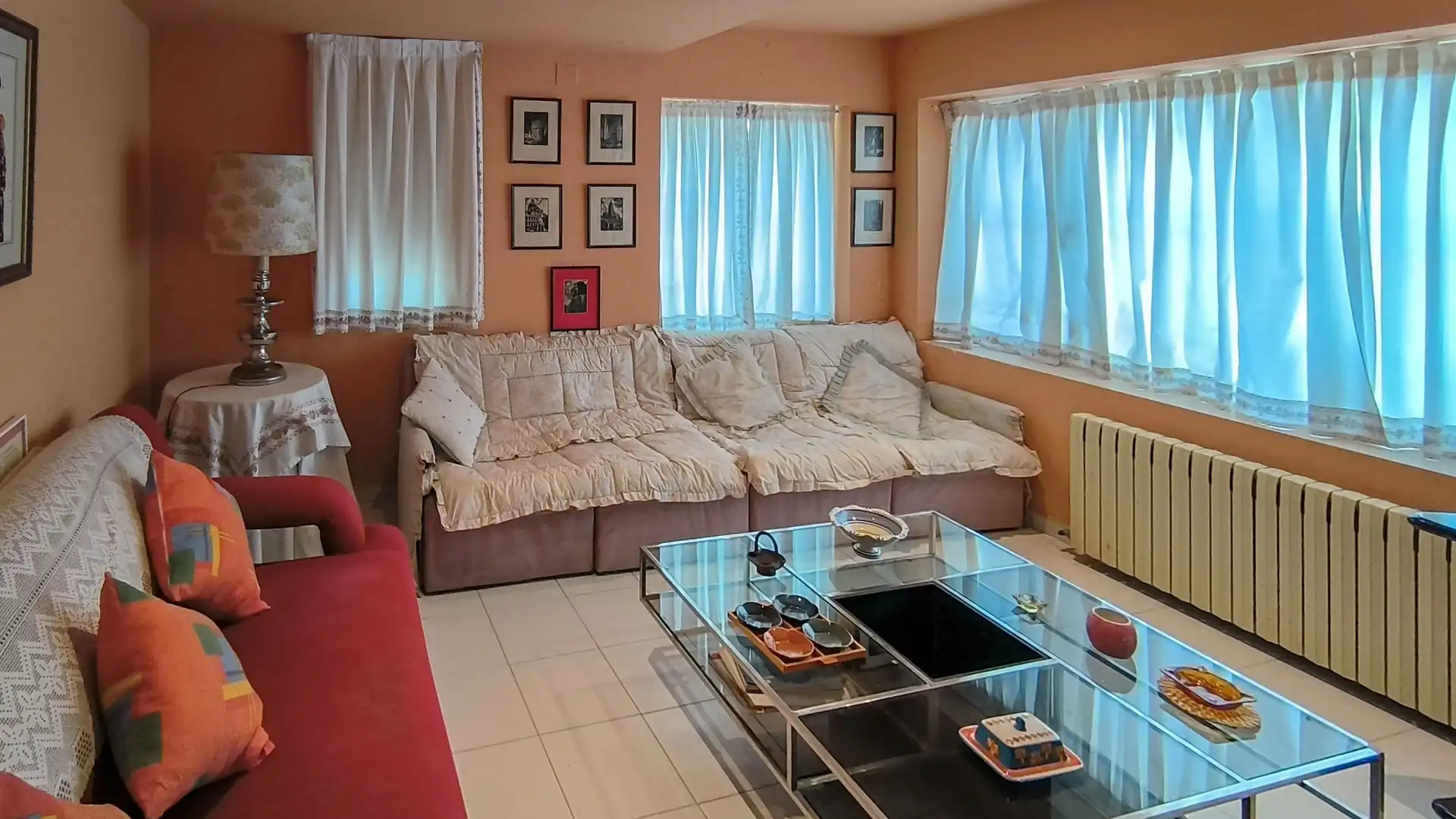 Sala de estar de Casa o chalet en venta en Cuenca con Aire acondicionado, Calefacción y Jardín privado