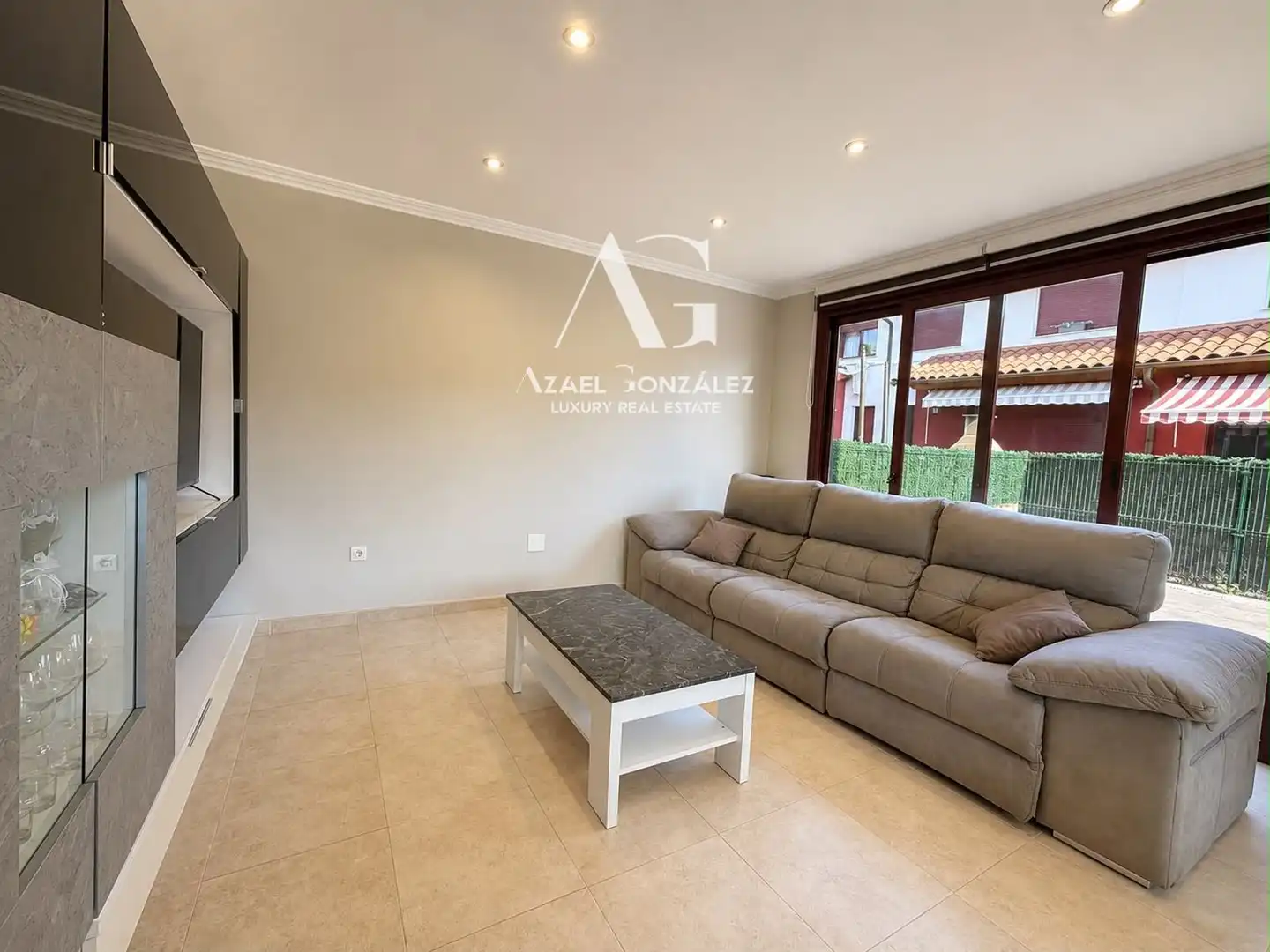 Living room of Detached homes for sale in Castañeda  with Heating, Terrace and Alarm