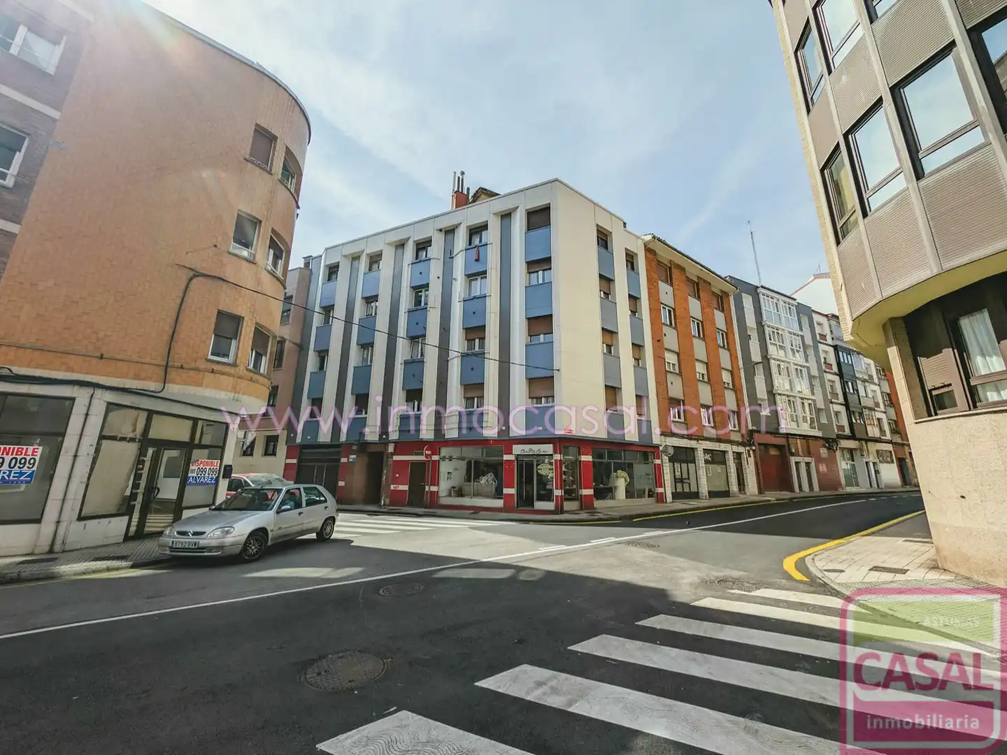Vista exterior de Piso en venta en Gijón  con Calefacción